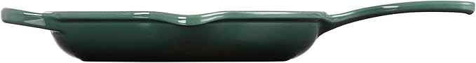 Le Creuset Signature Cast Iron Signature Iron Handle Skillet, 9", Artichaut