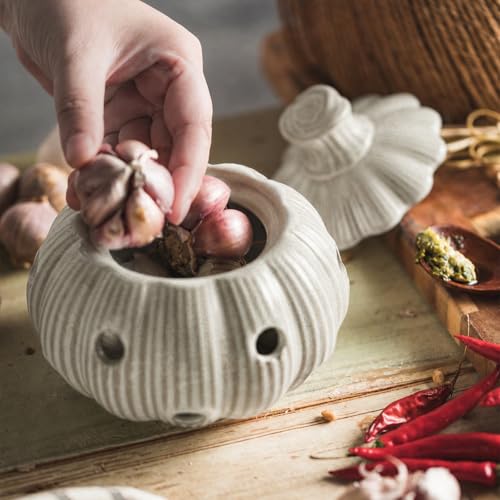 Garlic Keeper Jar with Lid (Khaki)