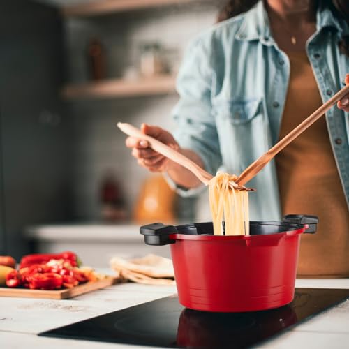 8.5qt Pasta Pot with Strainer Lid (Red)