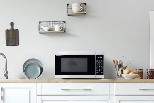 SMC1162KS 1.1 cu. ft. 1000W Stainless Steel Countertop Microwave Oven (Stainless Steel)