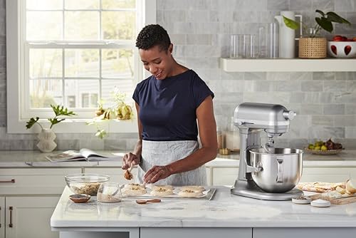 7 Quart Bowl Lift Stand Mixer with Accessories (Contour Silver)