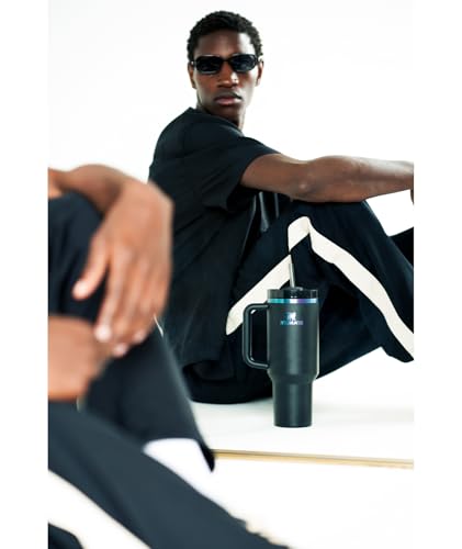 Quencher H2.0 Flow State Tumbler (40 Ounces / Black Chroma)