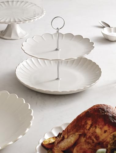 897195 French Perle Scallop White 2 (Tiered Server White / White)