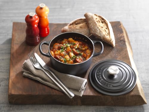 Enameled Cast Iron Round Dutch Oven (Cerise / 2 Qt)