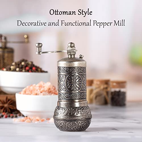 Decorative Black Pepper Grinder (Dark Silver)