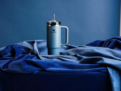 Quencher H2.0 Flow State Tumbler (30 Ounces / Blue Spruce)