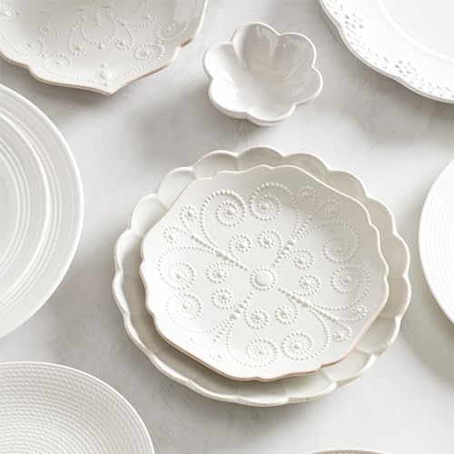 French Perle Scallop White Stoneware 24 (24-Piece Dinnerware Set / White)
