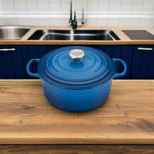 Enameled Cast Iron Round Dutch Oven (Marseille / 5.5 Qt)
