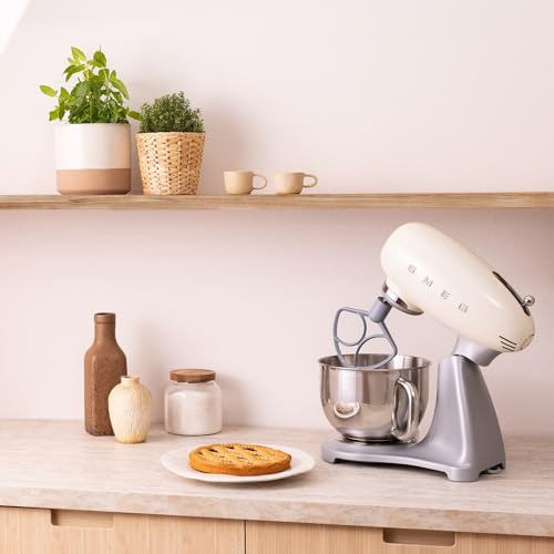 SMF04 5 Qt Stand Mixer with Smooth Start & SteadyMix (5 QT / Cream)