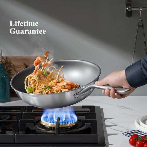 13 in Titanium Wok with Lid (13in)