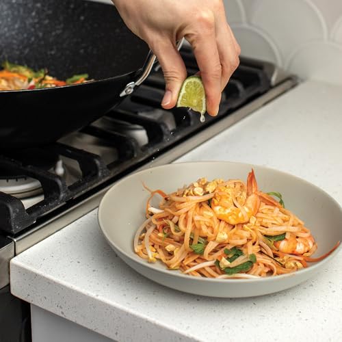 Basalt Aluminized Steel Spun Wok (14-Inch / Nonstick Ceramic Coating)