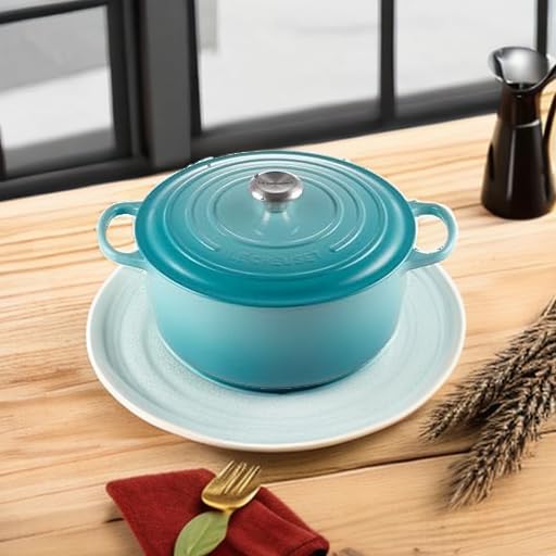 Enameled Cast Iron Round Dutch Oven (Caribbean / 7.25 Qt)