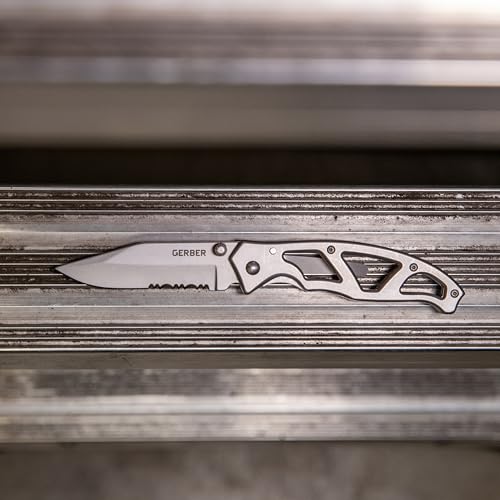 Gear Paraframe I EDC Folding Pocket Knife with Clip (7" / Paraframe I (Serrated Edge - Stainless Steel))