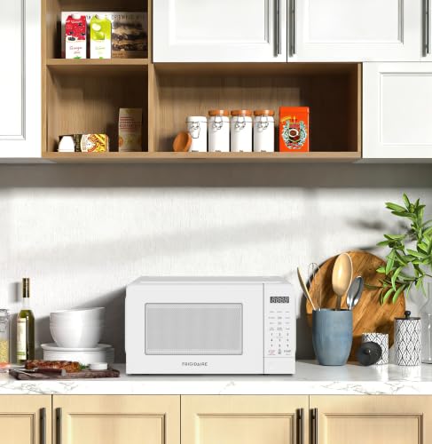 Countertop Microwave (White)