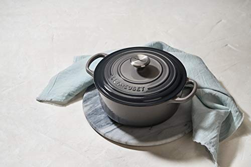 Enameled Cast Iron Round Dutch Oven (Oyster / 9 Qt)