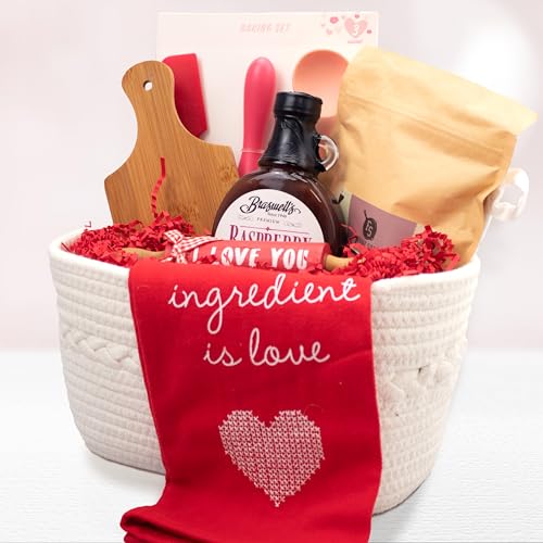 MagicWater Crinkle Cut Paper Gift Basket Filler (32 Ounce)