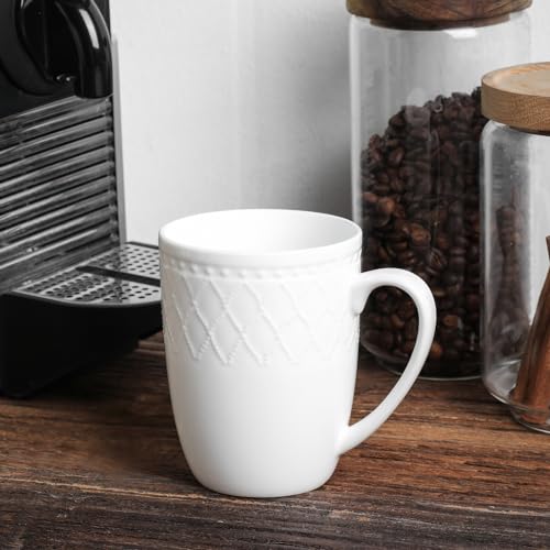 Alexandria 16 (Basket - White / 16 Piece Service for 4)