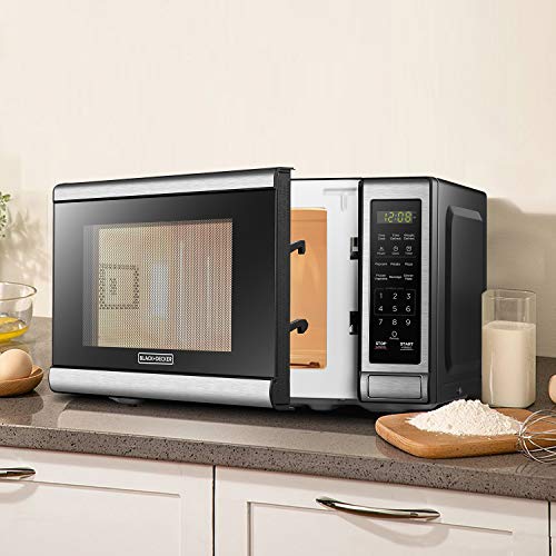 Countertop Microwave Oven (0.7 cu. ft.)