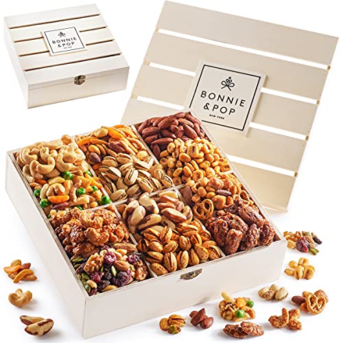 Nut Gift Basket (Deluxe)