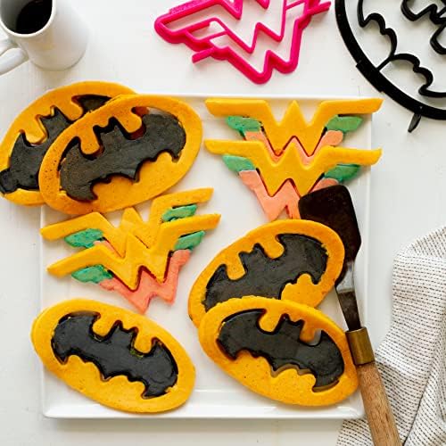 Justice League Silicone Pancake Art Mold and Shaper (Wonder Woman / "" / Pancake Batter Shaper)