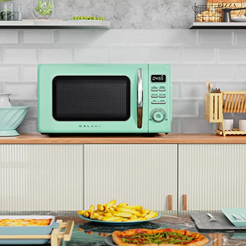 GLCMKZ11GNR10 Retro Countertop Microwave Oven with Auto Cook & Reheat (Green / 1.1 cu ft / Modern)