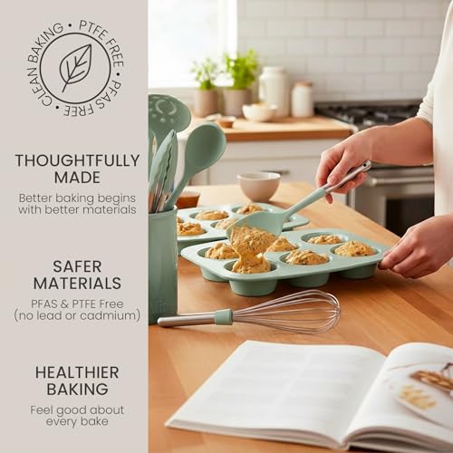 8 Piece Stackable Bakeware Set (Sage)