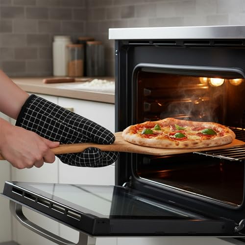 Oven Mitts and Pot Holders Set (Oven Glove + Pot Holder / Butcher Checks Black)