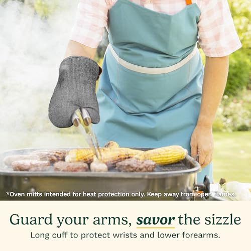 Cuisinart Heritage Kitchen Oven Mitts (Black Chevron)