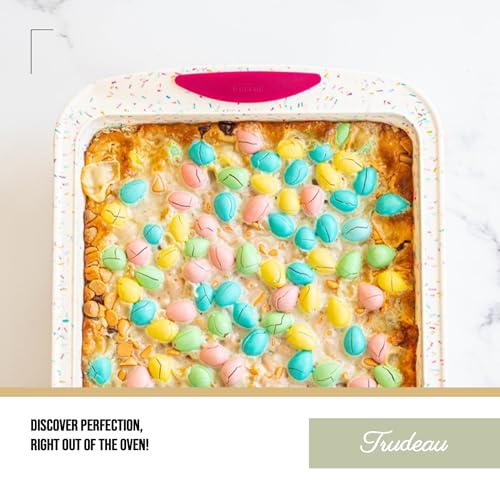 8x8in Confetti Silicone Cake Pan