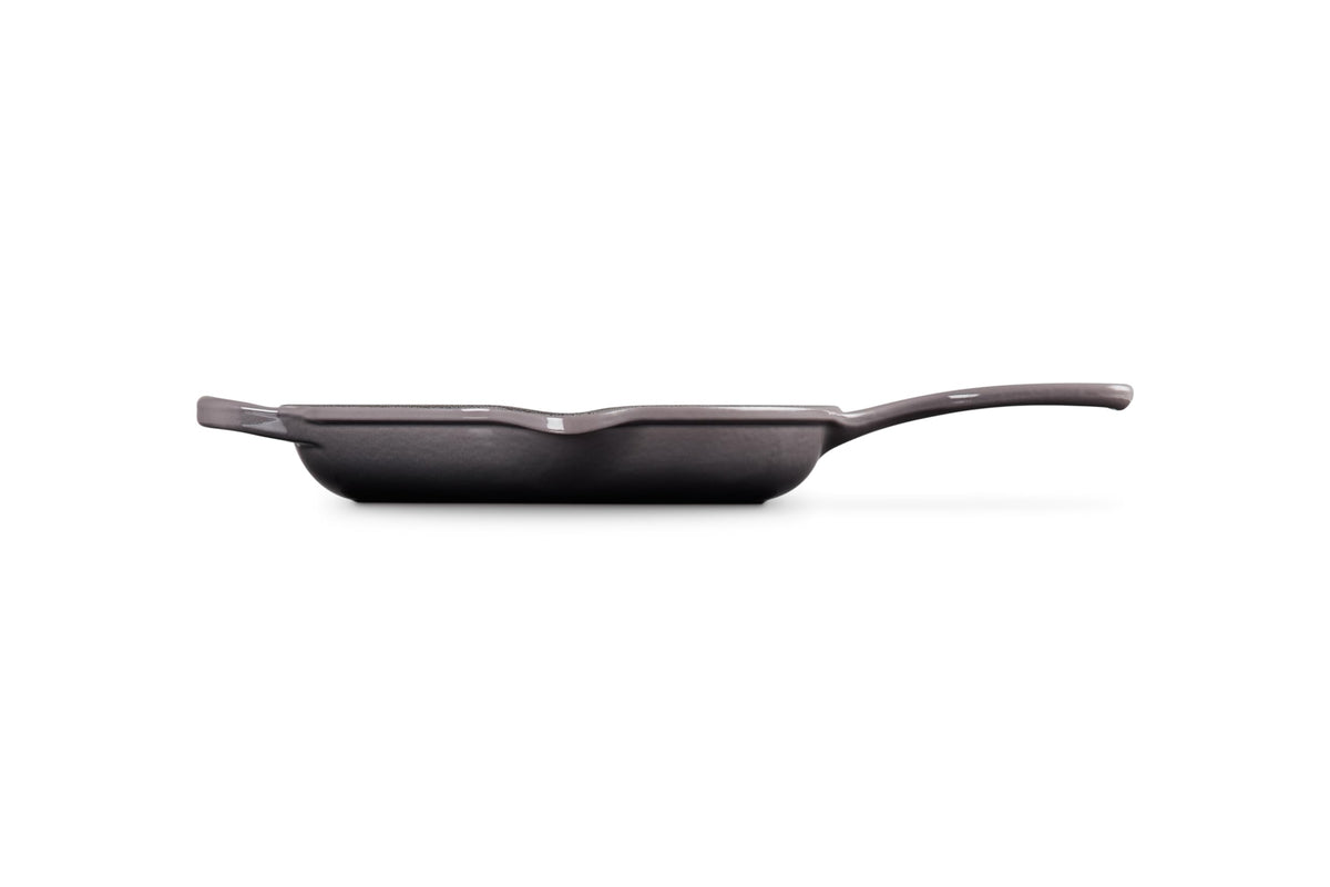 Enameled Cast Iron Signature Round Skillet (9" / Oyster)
