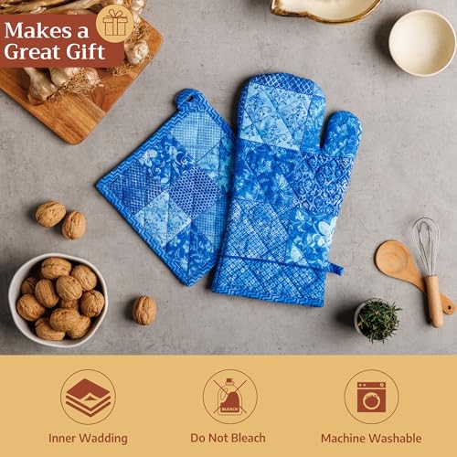 100% Cotton Oven Mitt & Pot Holder Set (027 - Indigo Love / 7.5" x 13" & 8" x 8" (Oven Mitt & Pot Holder))