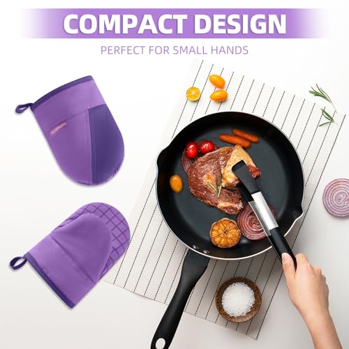 Mini Oven Mitts (Purple)