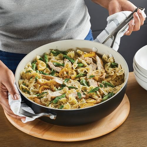 Hard Anodized Ceramic Nonstick Saute Pan with Lid (Matte Black / 5 Quart)