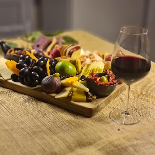 Walnut Wood Cutting Board with Juice Well