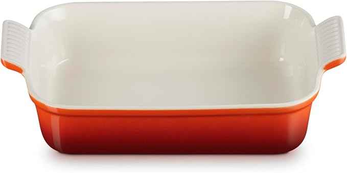 Le Creuset Stoneware Heritage Rectangular Dish, 2.5 qt. (10.5" x 7"), Cerise