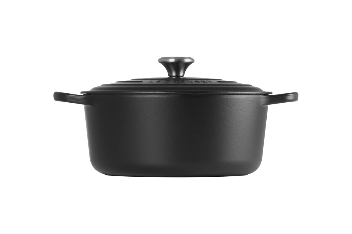Enameled Cast Iron Round Dutch Oven (Licorice / 7.25 Qt)