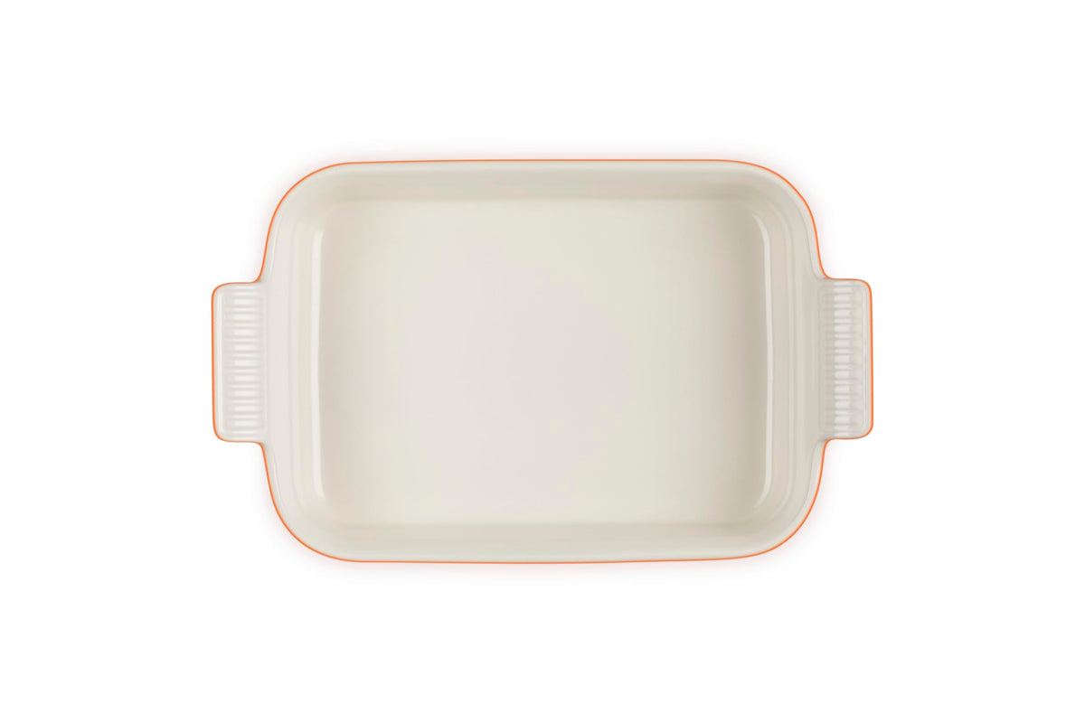 Stoneware Heritage Rectangular Dish (2.5 qt / Cerise)