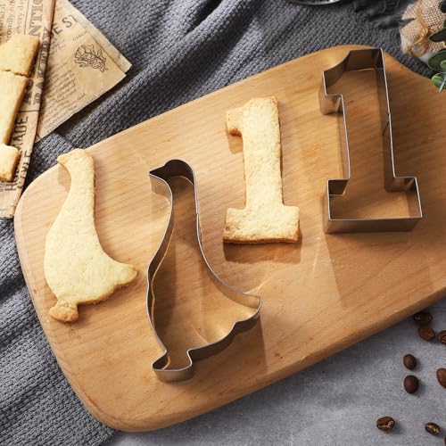 2 Pcs 5 Inch One Silly Goose Party Supplies Goose Cookie Cutter (Goose)