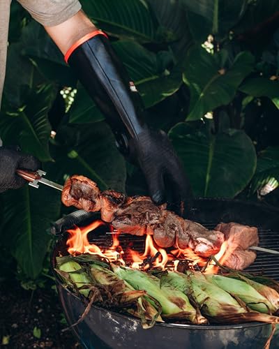Freedom BBQ Gloves 932°F Heat Rated Magnetic EZ On Off Safety Clips Waterproof for Grills Smokers Fryers Ovens (18" Gloves)