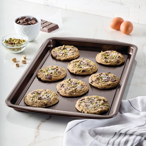 Nonstick Bakeware (11" x 17" / Chocolate)