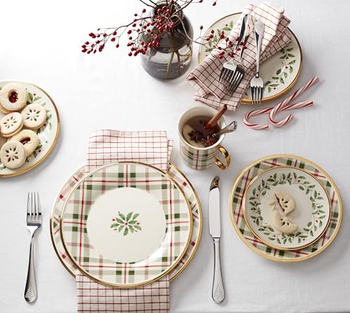 Holiday Christmas Plaid Accent Plates (Accent Plates, Set of 4)