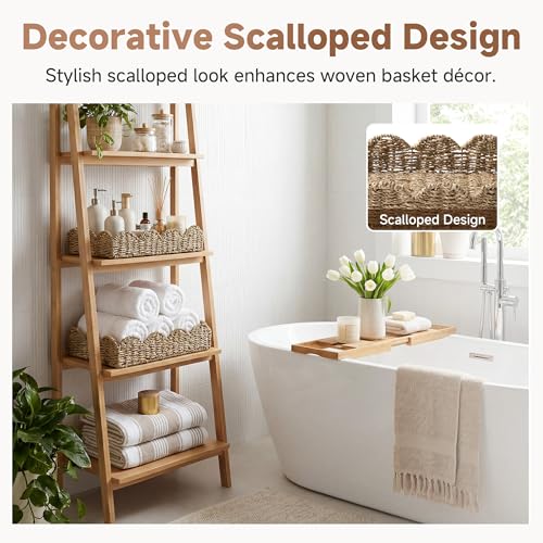 Wicker Scalloped Basket (Natural(seagrass) / 15 ¾"L x 11 ¼"W x 3 ½"H (Scalloped))