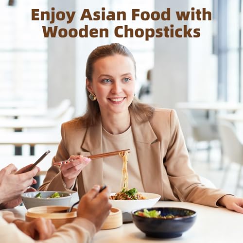 Handmade Japanese Chopsticks Reusable Natural Wooden Chopstick with Box (Natural Wood)