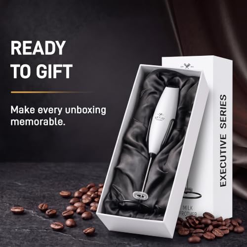 Powerful Milk Frother Wand With Duracell Batteries (Gift Box White & Black / Z1 Motor + Batteries)