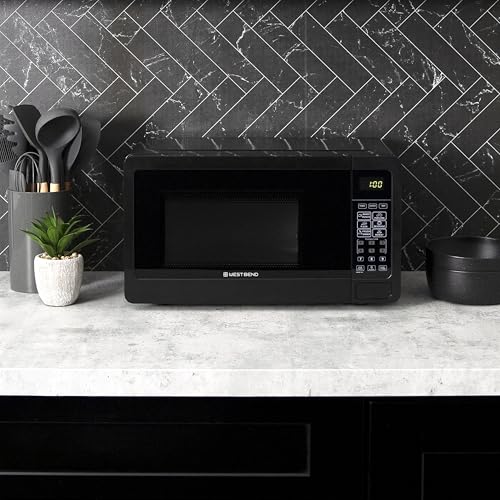 Microwave Oven (0.7-Cu.Ft. / Black)