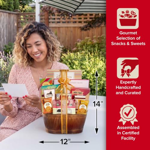Ultimate Gift Basket with Gourmet Foods Snacks & Sweets (64 Ounce)