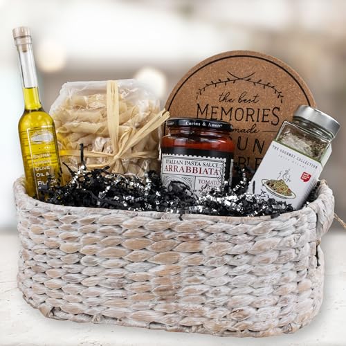 MagicWater Crinkle Cut Paper Gift Basket Filler (32 Ounce)