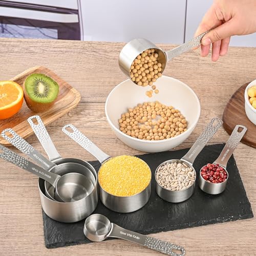 Measuring Cups and Spoons Set 19