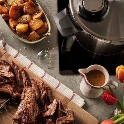 Vitavit Premium Pressure Cooker with Steamer Insert (6.3 Quarts / Silver)