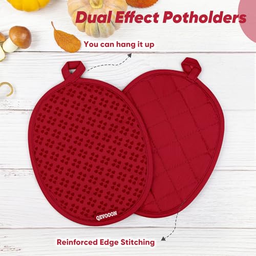Oven Mitts and Pot Holders 4 Sets (Red)